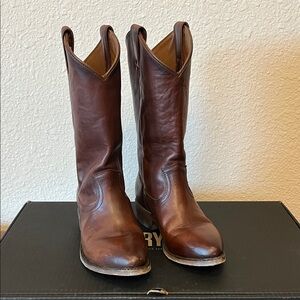 Ladies Frye Billy Pull On Western Boots Size 7.5
